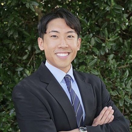 Dr. Michael Yang